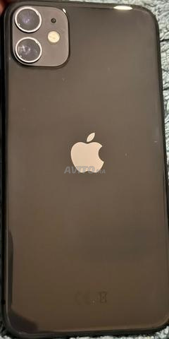 iPhone 11 noir 128gb - 2