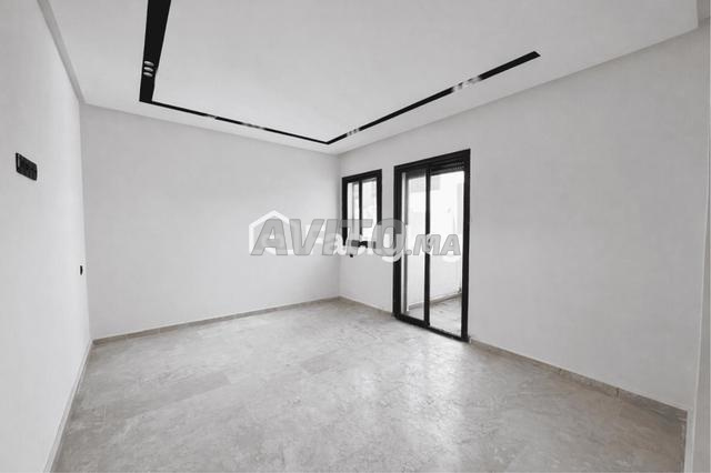 شقة بمساحة 87 متر مربع في الدار البيضاء - 2