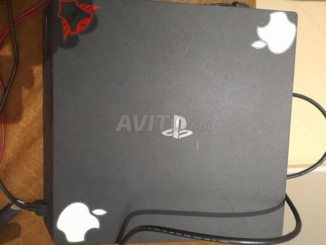 PS4 Pro sans manette - 2