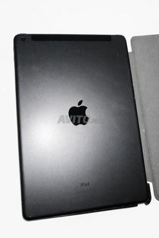 iPad الجيل التاسع -حالة جيدة جدا-كالجديد