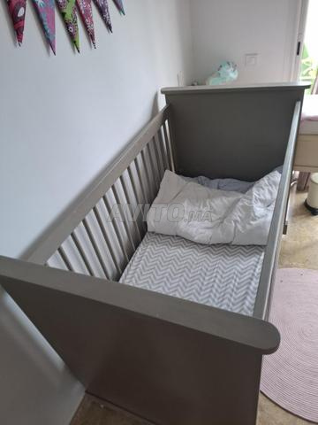 Lit bébé haut de gamme ajustable - 2