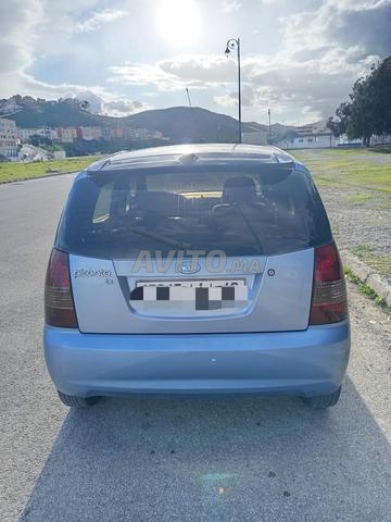 سيارات للبيع بمدينة الفنيدق من نوع كيا بيكانتو