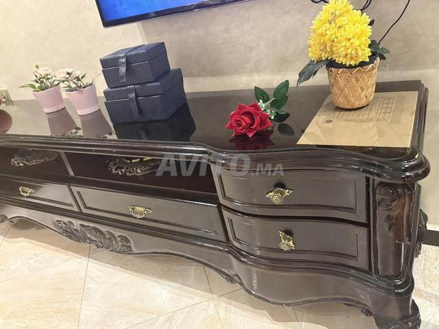 خزانة تلفزيون عتيقة من خشب البلوط