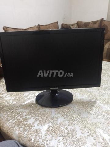 شاشة سامسونج Samsung S22D300