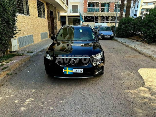 xc40 t4 essence momentum - 2