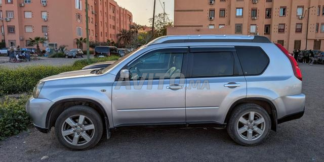 نيسان إكس تريل ديزل يدوي 2009 في مراكش - 2