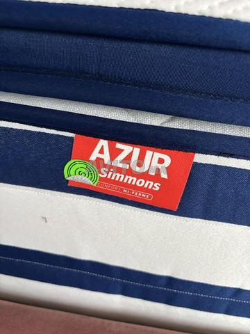 Lit avec matelas Simmons 140 x 190cm - 2