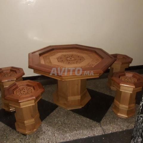 مائدة زجاجية - 2