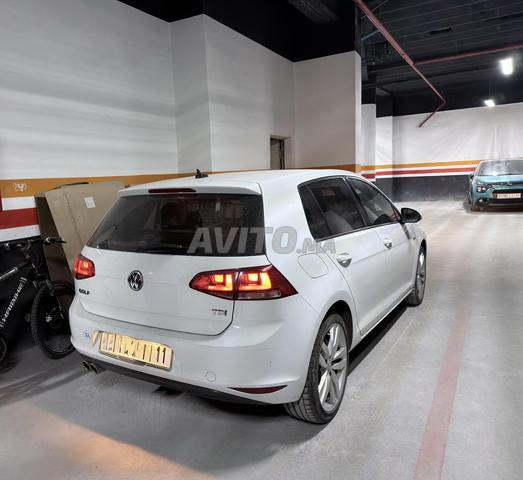 Golf 7 بعدد كيلومترات قليل وحالة نظيفة - 2