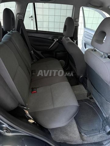 تويوتا RAV4 مازوت 2004 مجمركة 2013 في طنجة