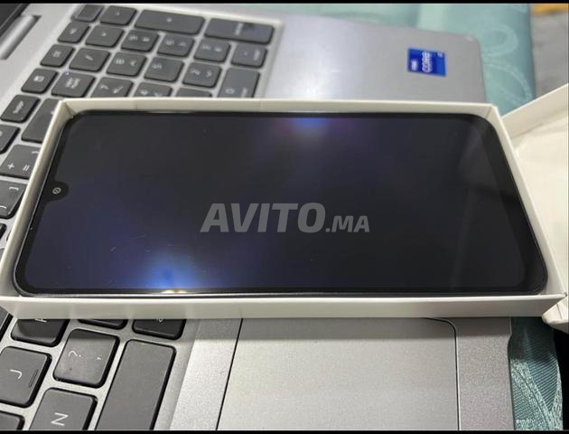 Samsung A17 128G Comme neuf - 2