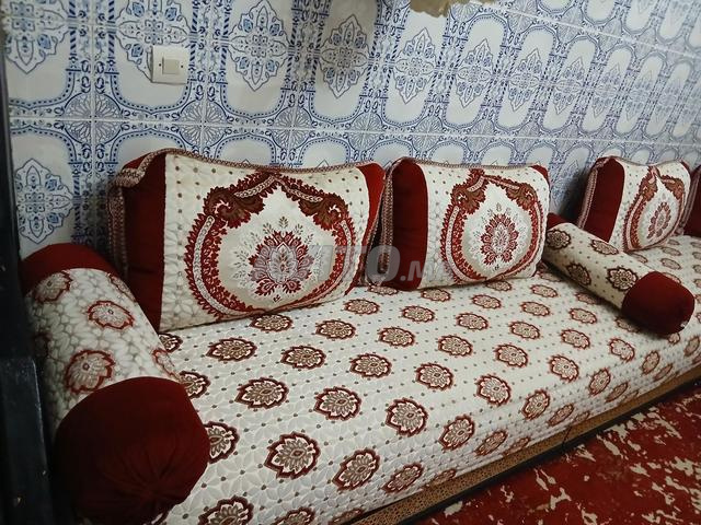 Tissus mobra, prix convenable, propres - 2