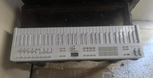 Arturia Keylab Essential 61 mk3 Alpine White - 2