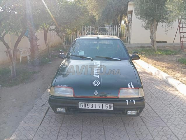Renault R19 Essence Manuelle 1989 à Sidi Kacem - 2