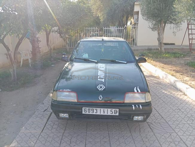 Renault R19 Essence Manuelle 1989 à Sidi Kacem