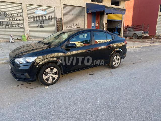 أعرض للبيع سيارة داسيا لوغان موديل 2022 - 2