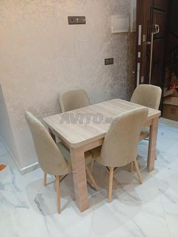 Salle à manger moderne 4 chaises prix intéressant - 2