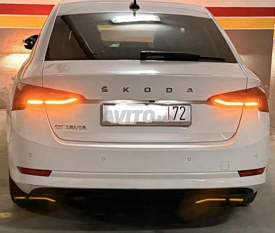 أوكتافيا بيزنس، نظيفة وكاملة الإضافات - 2