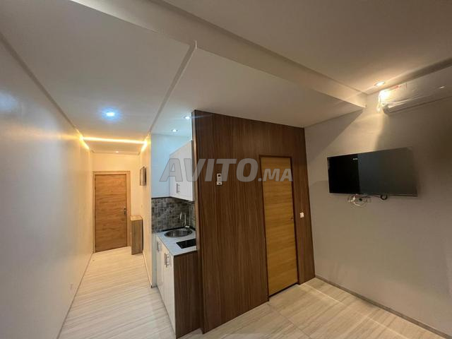 استوديو عصري - 2