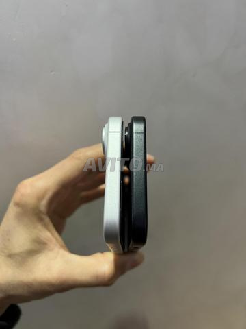 iPhone 16 عادي 128 جيجابايت - 256 جيجابايت بطارية 100