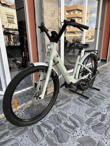 دراجة Moustache Lundi 27 2022 - 2