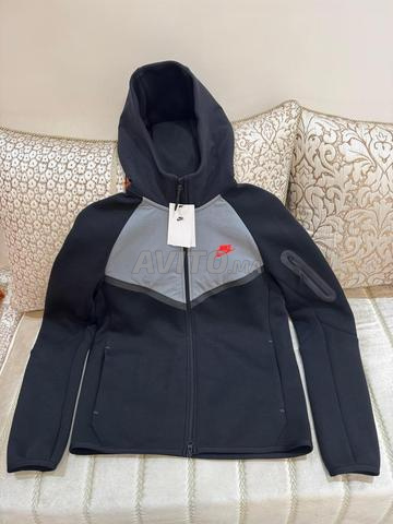 نايك تك فليس مطرقة