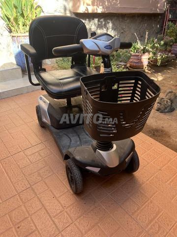 سكوتر كهربائي 4 عجلات كوليبري أزرق - Invacare