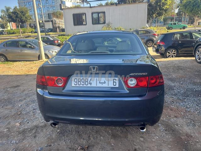 هوندا أكورد بوس - 2