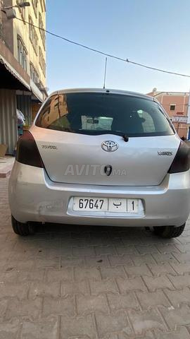 تويوتا ياريس إيسنس يدوية 2007 في أكادير - 2