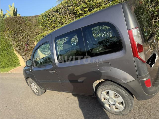 رونو كانجو ديزل يدوي 2017 في الرباط - 2