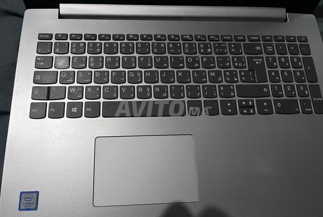 كمبيوتر محمول للبيع