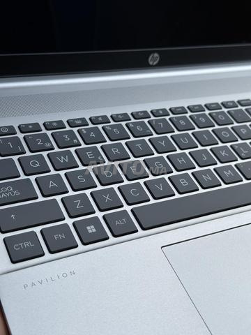 HP Ryzen 7 8840U 16GB 1TB SSD