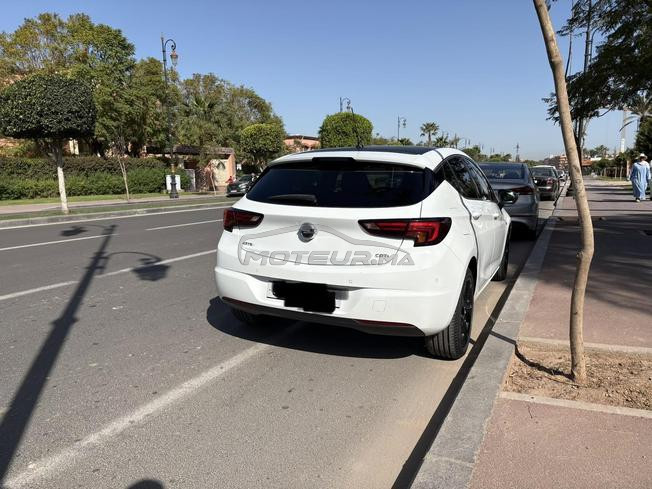 Opel Astra Diesel Automatique 2019 à Marrakech
