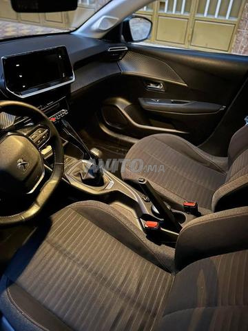 Peugeot 208 Tout options - 2