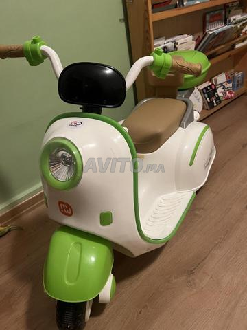 دراجة نارية كهربائية للأطفال