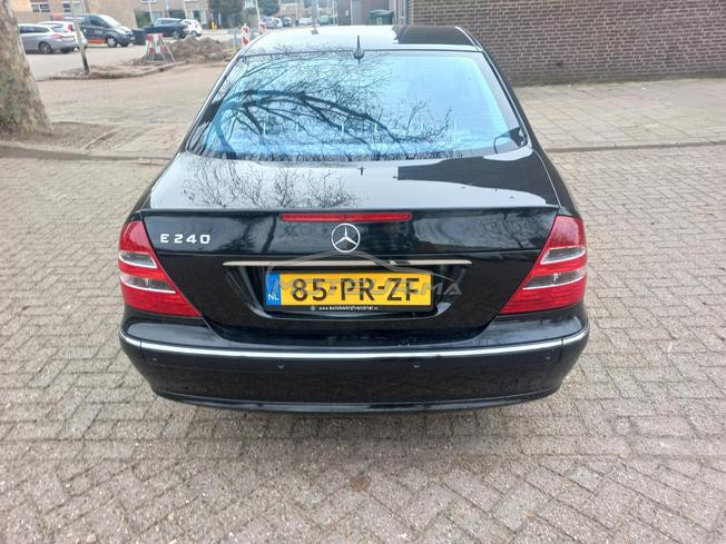 Mercedes-Benz 240 Essence Automatique 2004