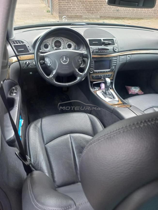 Mercedes-Benz 240 Essence Automatique 2004