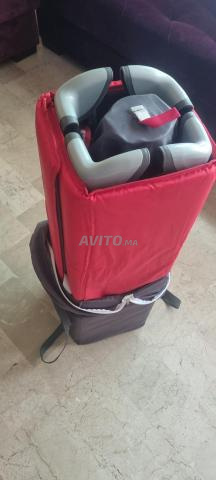 Lit bébé comme neuf, cadeau idéal - 2