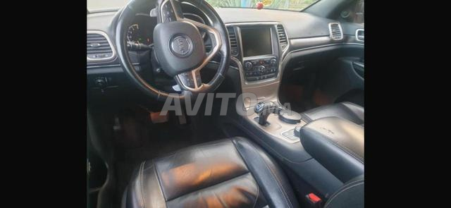 جيب جراند شيروكي - 2