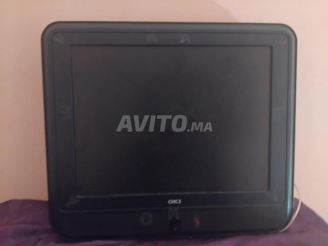 Petite télévision en état de marche