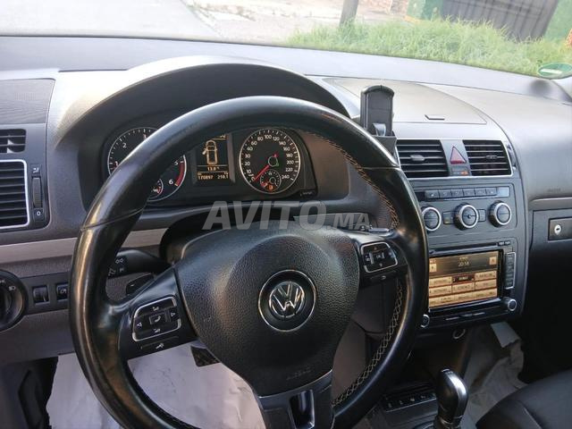 Volkswagen Touran Diesel Automatique 2014 à Fès - 2