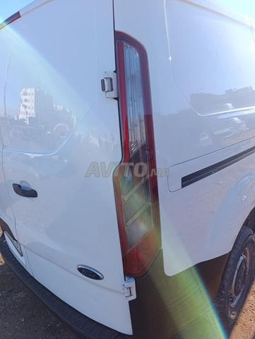 ضوء أحمر فورد ترانزيت أصلي - 2