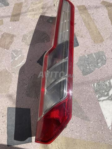 ضوء أحمر فورد ترانزيت أصلي