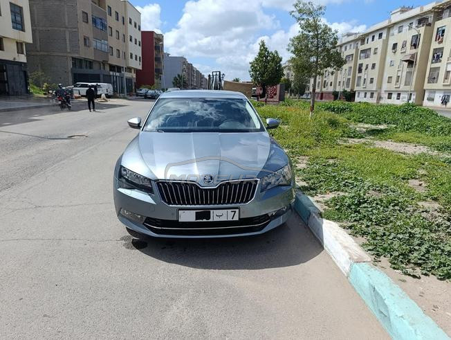 Skoda Superb Diesel Automatique- Excellent état -