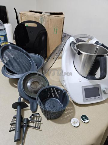 TM5 قليل الاستخدام جداً، مع ملحقاته الأصلية. - 2