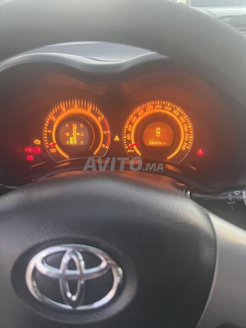 Toyota milinieum essence premiere main - 2