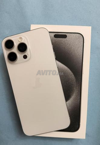 15 pro max 256gb jamais ouvert version UK 🇬🇧 ✅🍎