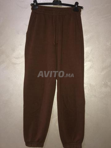 طقم بني ، نسائي - 2