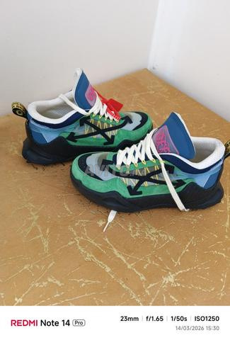 أوف وايت أصلي مقاس 42 - 2