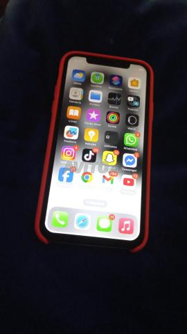 ايفون X بحالة جيدة - 2